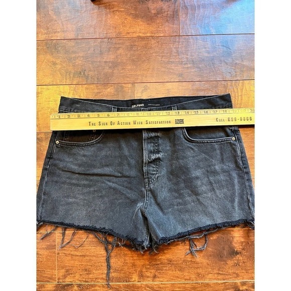 GRLFRND Black Washed Cut Off High Rise Summer Festival Short Size 31 - Picture 4 of 8